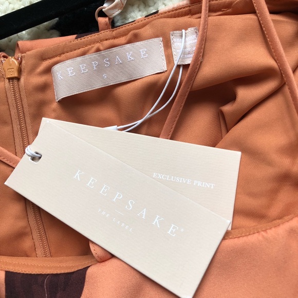 Keepsake Bitter Sweet Crop Top PEACH FLORAL - Picture 7 of 8